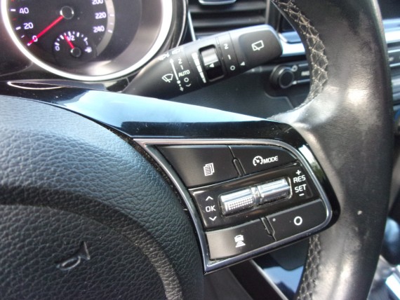 KIA CEE'D KIA CEE'D SW GRISE-014.jpg